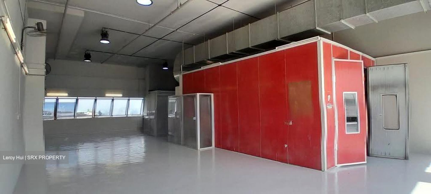 Carros Centre (D25), Factory #634957201